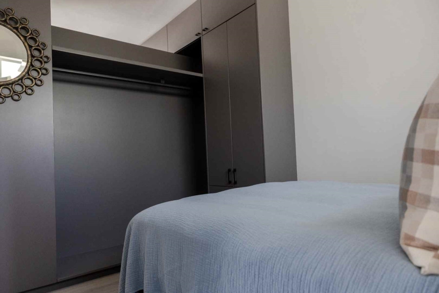 1 Bedroom Property for Sale in Tamboerskloof Western Cape